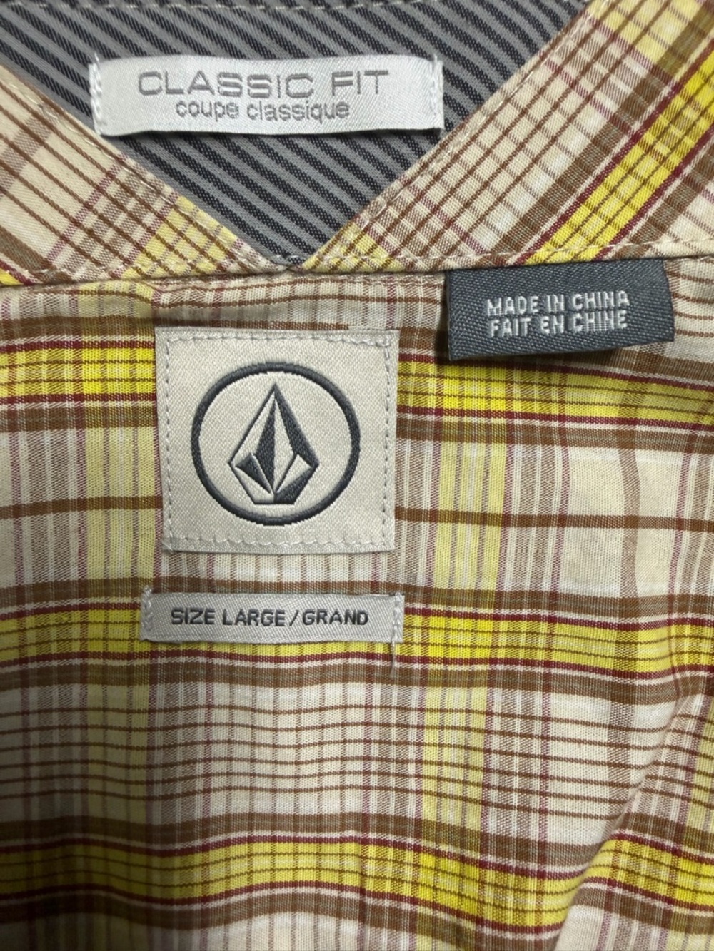 Volcom Men's Yellow and Brown Plaid Short Sleeve Button-Up Shirt - Picture 11 of 16
